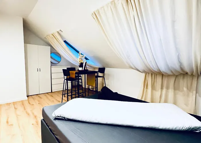 Private In Comfortable 5-bedroom Near Train Station Vienna
