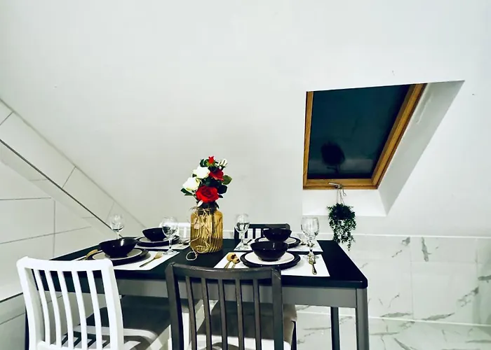 Private In Comfortable 5-bedroom Near Train Station Vienna