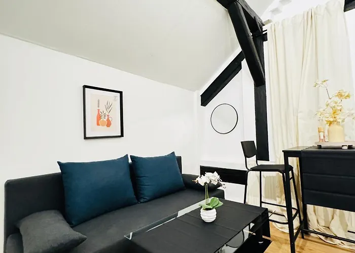 Private In Comfortable 5-bedroom Near Train Station * Vienna